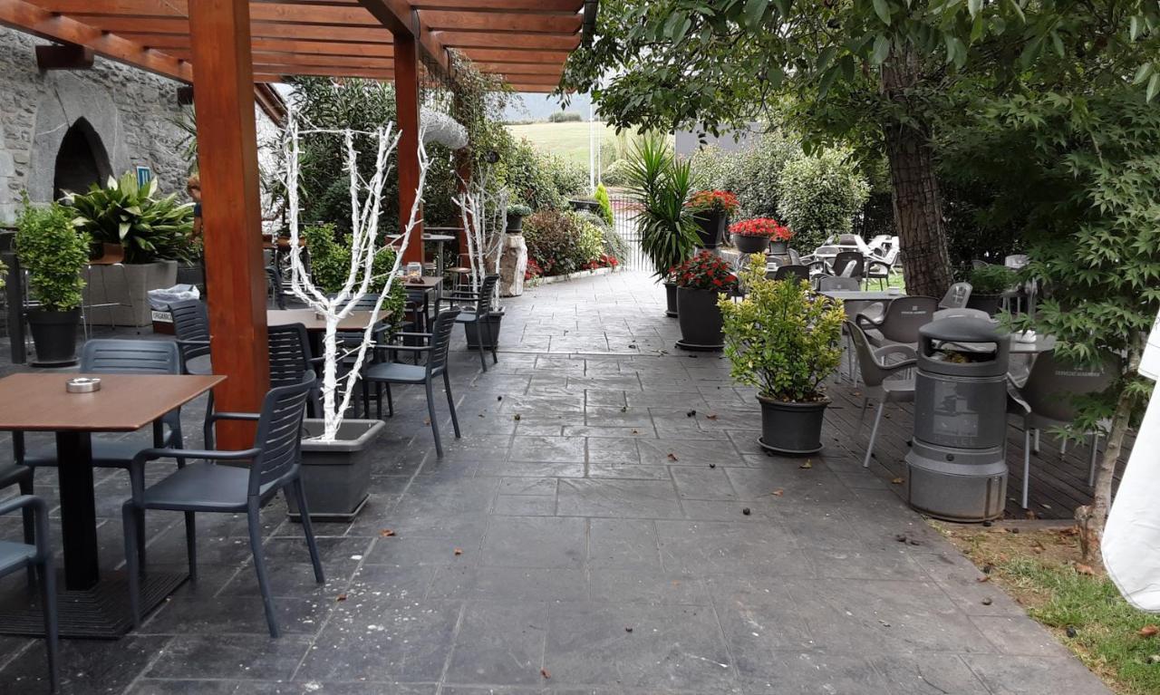 Larramendi Torrea Hotel Azcoitia Exterior photo